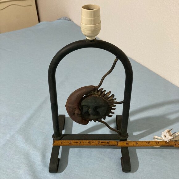 Celestial Sun And Moon Metal Vintage Lamp Chippy Rusty Paint - Works - Picture 5 of 5